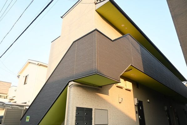 建物外観　外観　デザイナーズ　光インターネット無料