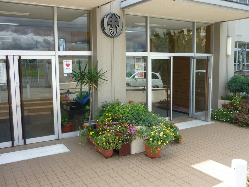 中学校　飾磨西中学校（中学校）まで1451m