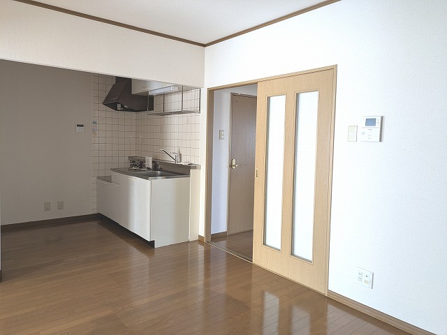 居室・リビング　８帖のＬＤＫ！