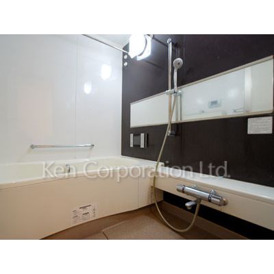 バス・シャワールーム　同タイプ11階のお部屋を撮影。仕様が異なることがあります。