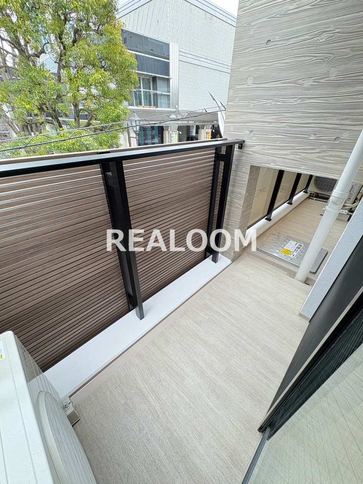 バルコニー　写真と現況が異なる場合は現況を優先いたします。