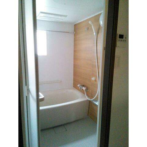 バス・シャワールーム　ゆったり過ごせるお風呂です