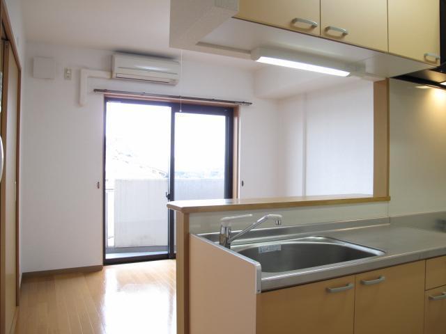 居室・リビング　９．９帖のＬＤＫ