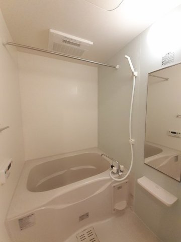 バス・シャワールーム　お風呂です