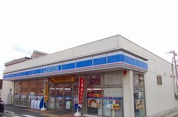 コンビニ　ローソン（コンビニ）まで700m