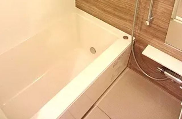 バス・シャワールーム　※別部屋参考写真