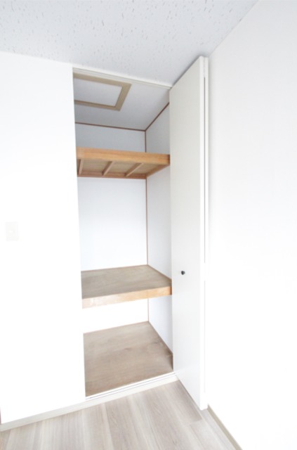 収納　奥行きのある収納スペースです♪