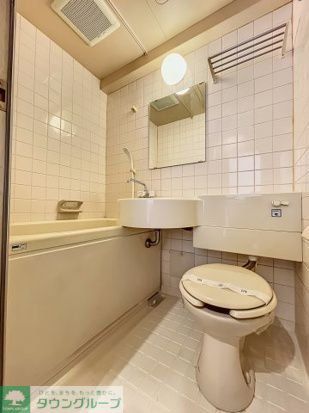 バス・シャワールーム