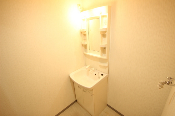 洗面設備　※別部屋の写真です