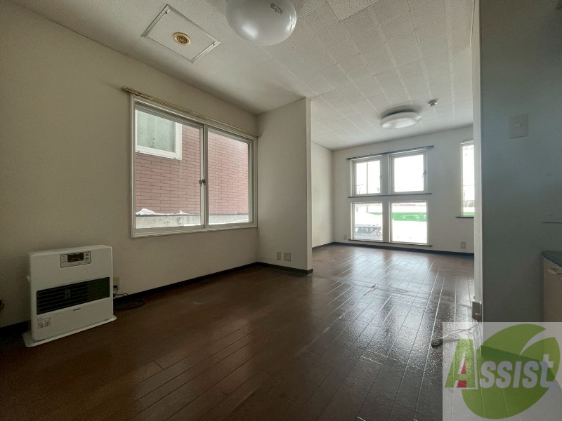 居室・リビング　広くてキレイなお部屋が広がっていて、充実した生活が送れそう。