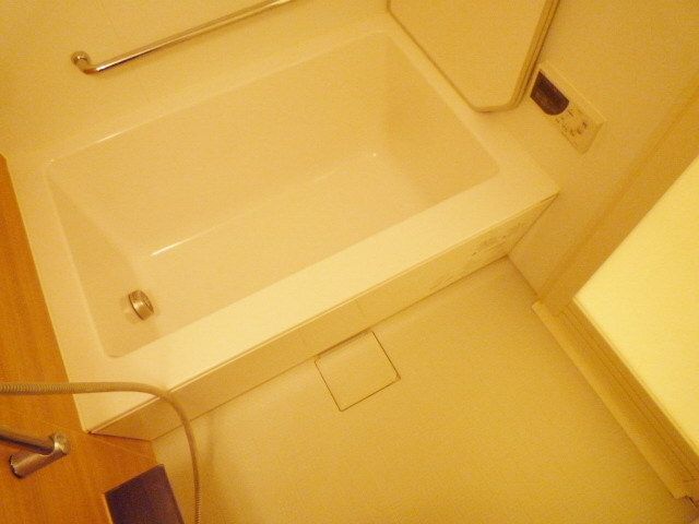 バス・シャワールーム　★追い焚き付き★