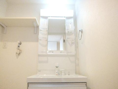 洗面設備　洗髪洗面化粧台