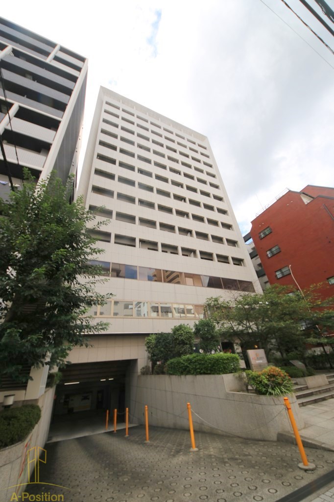 建物外観　おおきに東心斎橋ビル