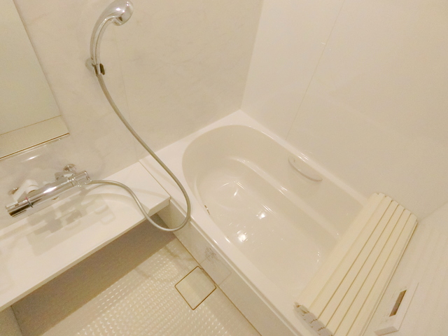 バス・シャワールーム　★追焚き＆浴室乾燥機機能付き★