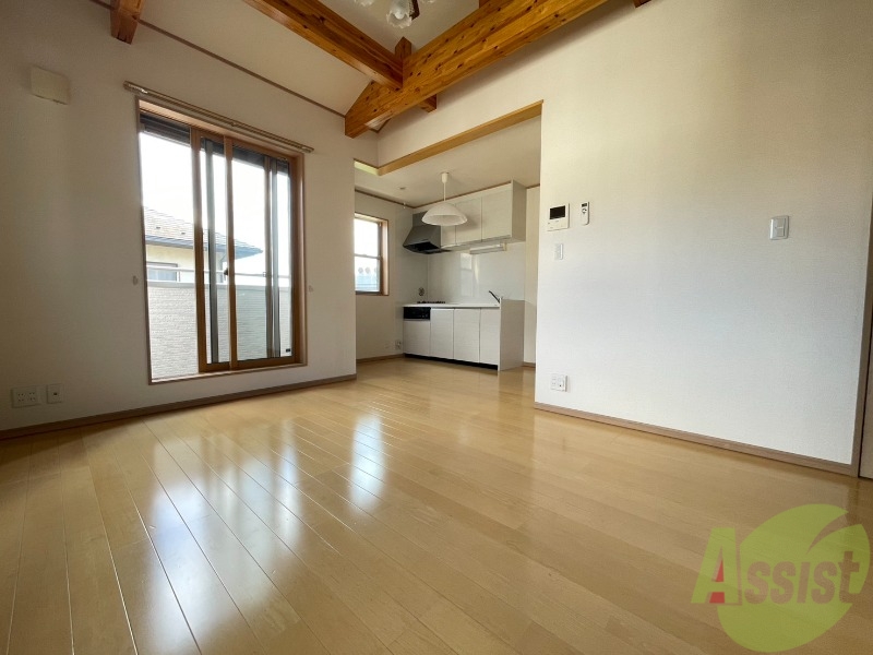 居室・リビング　ＬＤＫのお部屋のお写真です。キレイですね！