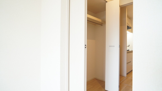 収納　ウォークインクローゼット