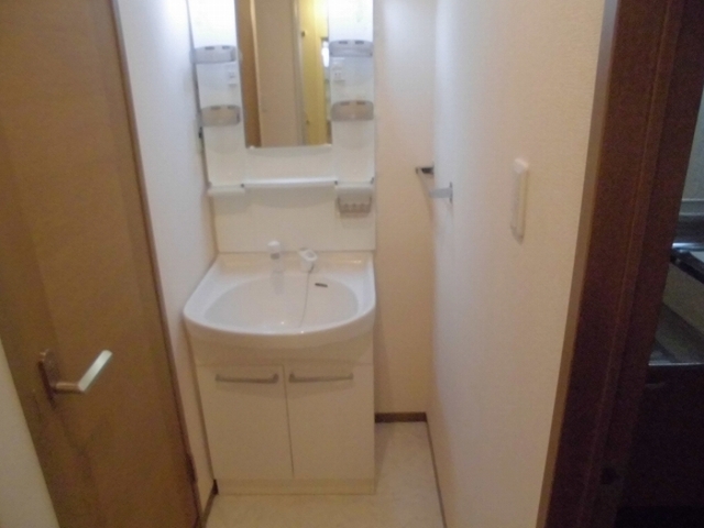 洗面設備　洗面室