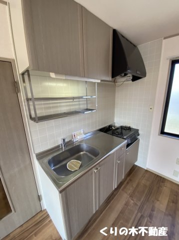 キッチン　同タイプのお部屋です（現況を優先します）