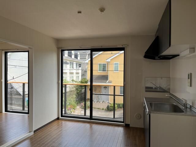 居室・リビング　別部屋参考写真です