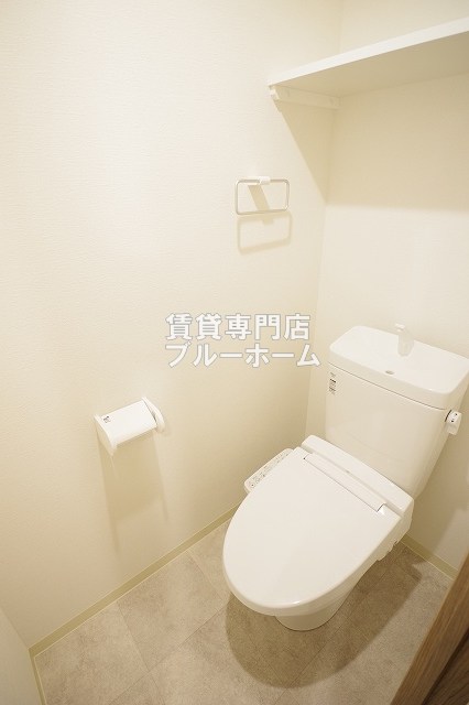 トイレ　温水洗浄便座付のトイレ！