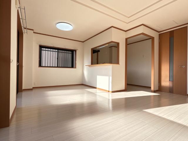 居室・リビング　リビング