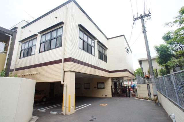 幼稚園・保育園　信愛保育園（幼稚園・保育園）まで660m