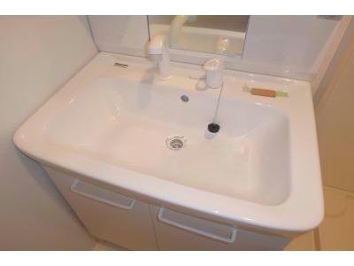 洗面設備　同型タイプ