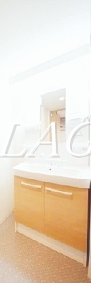 洗面設備　洗面台です。