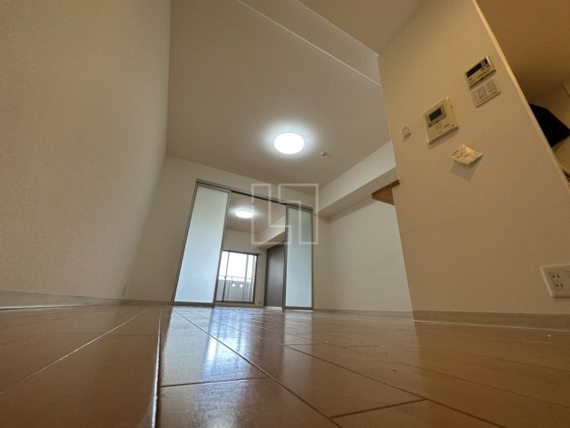 居室・リビング　ルクレ阿波座レジデンス　リビング・ダイニングスペース