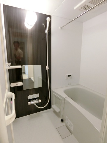 バス・シャワールーム　追炊き機能付き
