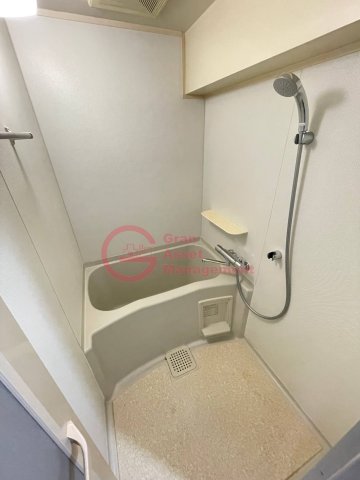 バス・シャワールーム　【３０６号室実写真】ゆったり過ごせるお風呂です