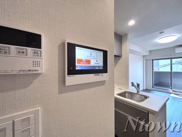 セキュリティ　モニター付きインターホンです