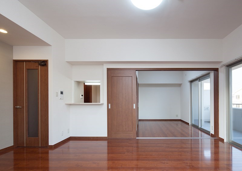 居室・リビング　リビング、ベッドルームを繋げると20帖越えと広々使えます。