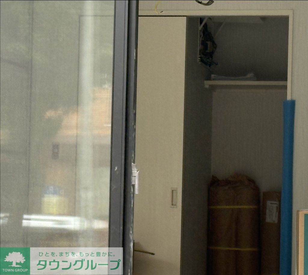 居室・リビング　建築中です