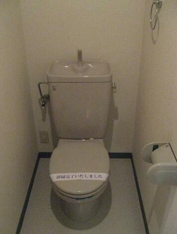 トイレ　シンプルで使いやすいトイレです