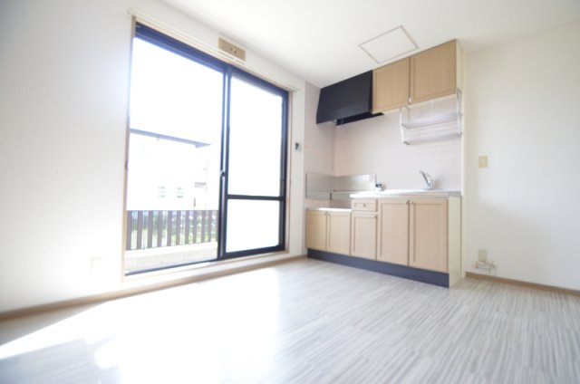 その他部屋・スペース　明るいダイニングキッチン