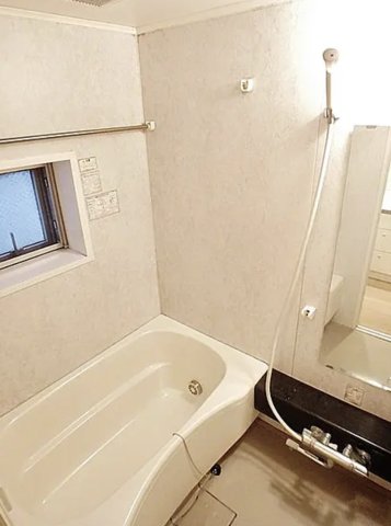 バス・シャワールーム　※別部屋参考写真