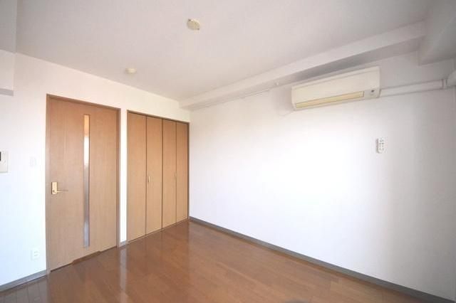 居室・リビング　★洋室6帖★