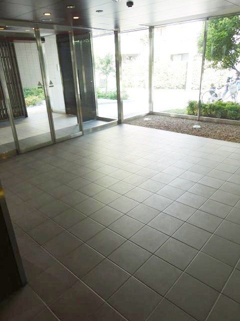 エントランス　広いエントランス