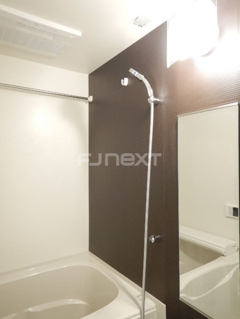 バス・シャワールーム　風呂