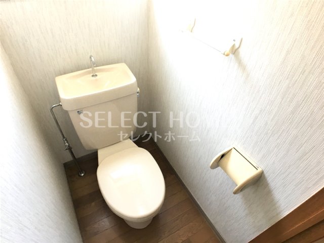 トイレ　落ち着いた色調のトイレです 同型タイプ