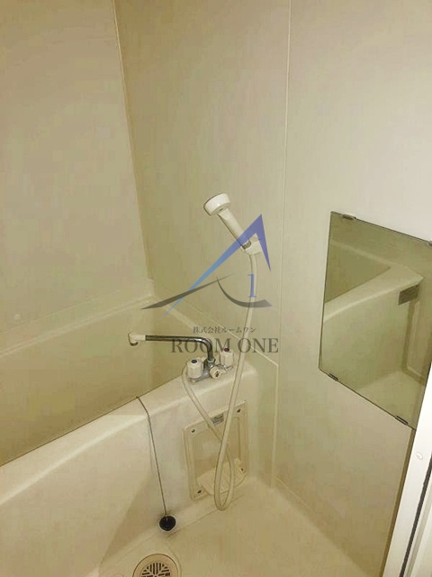 バス・シャワールーム　お風呂です。