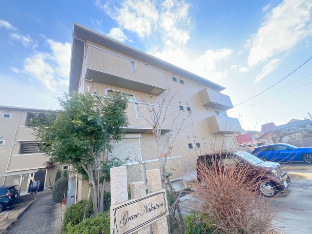 建物外観　綺麗な外観の素敵なお部屋があなたを待っています。