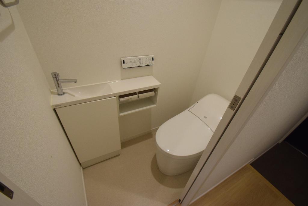 トイレ　シャワー付トイレ