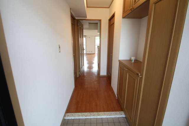 玄関　玄関からの眺め