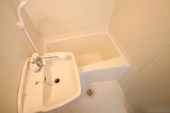 洗面設備　※別部屋の写真です