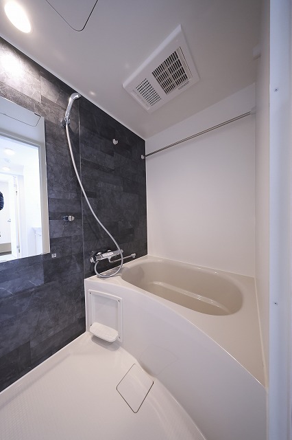 バス・シャワールーム　バス※別部屋参考写真