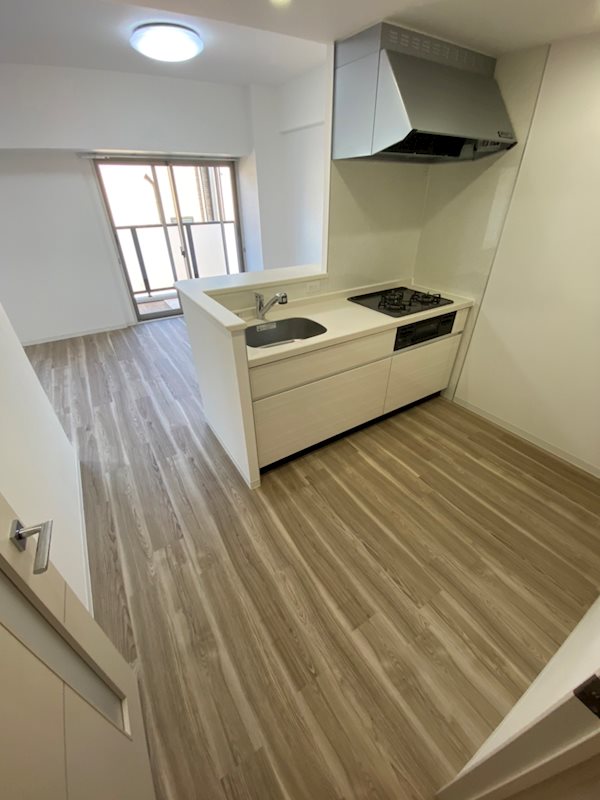 キッチン　3口システムキッチンガスコンロ+グリル付きです♪