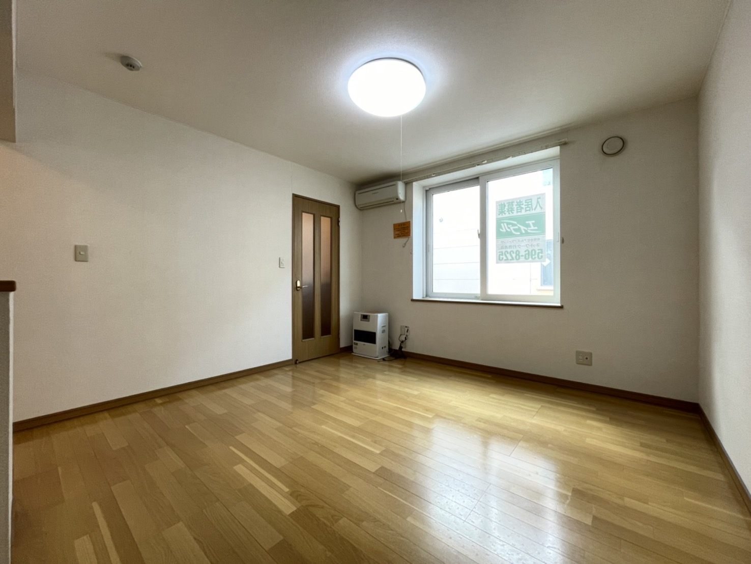 居室・リビング　※他号室　参考までにご確認ください