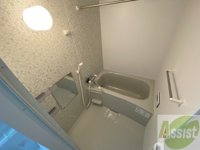 バス・シャワールーム　お風呂です。ゆっくりお風呂につかるのも体に良いですね～